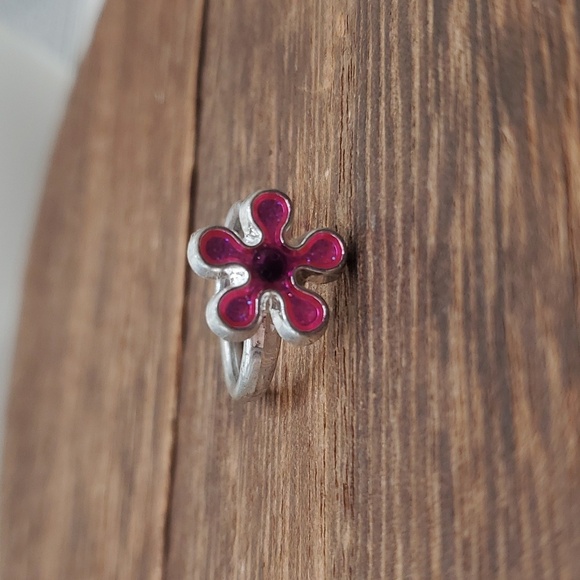 Adjustable size band flower power hot pink daisy ring R534 - Picture 3 of 3